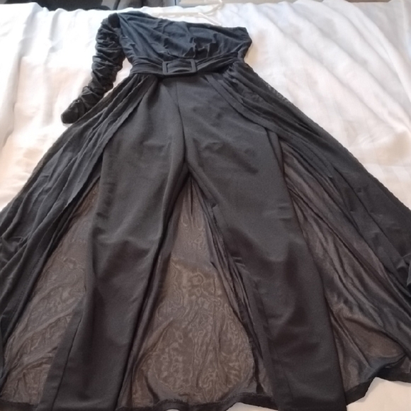 Fashion Nova Woman's Black One Sleeve Belted Mesh Jumpsuit, Size M - Picture 1 of 13